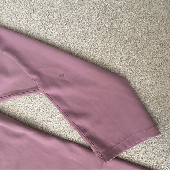 Lululemon 7/8 On The Fly Jogger Pants - Picture 5 of 7